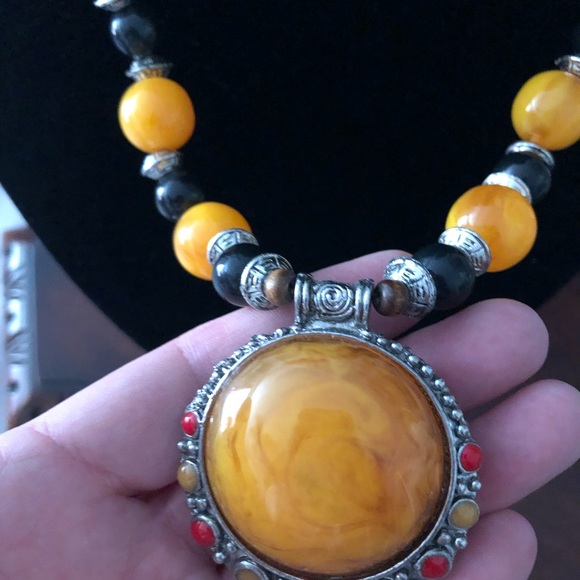 Reversible Necklace and Earrings - Picture 4 of 7